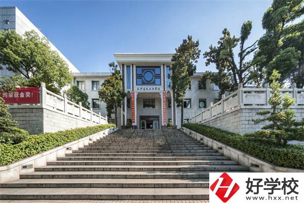 長沙建筑工程學(xué)校大門