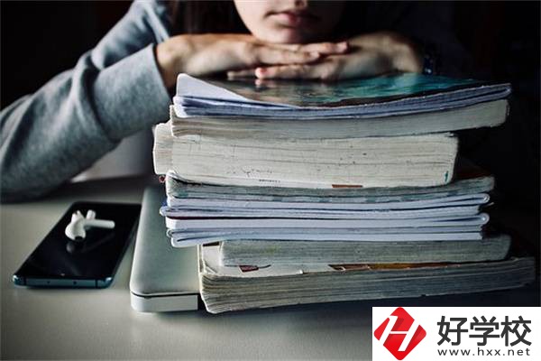 湖南初中畢業(yè)選3+2還是3+3？有五年制大專推薦嗎？