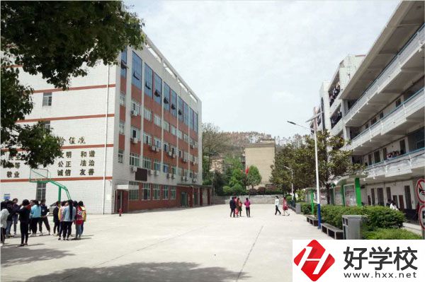 邵陽市女子職業(yè)學校有哪些辦學特色？